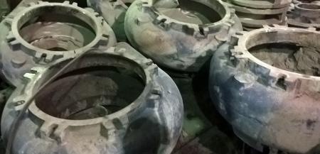 Лом чугуна лом чугуна изображение